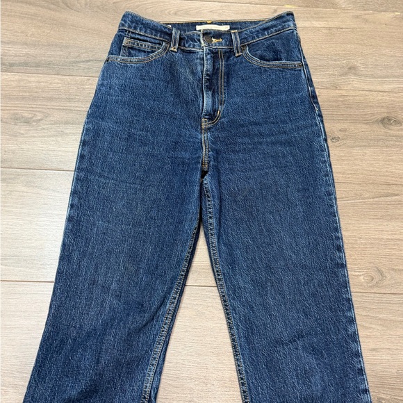 70’s Levi’s Classic Blue Women's Jeans - Picture 2 of 8